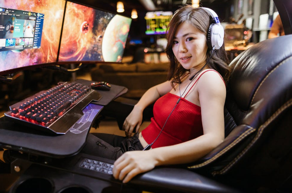 打电竞的人有钱吗-打电竞的人有钱吗女生